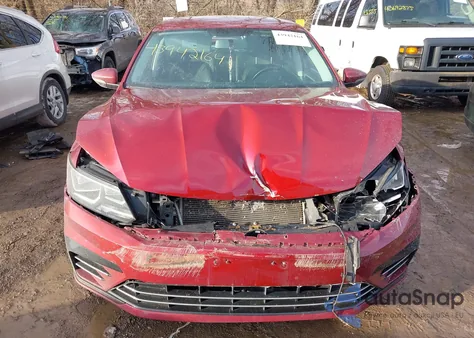 2017 Volkswagen Passat 1.8T R-Line z USA, uszkodzony, nr VIN 1VWDT7A36HC042173